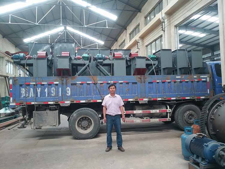 斗式提升機發(fā)貨圖片